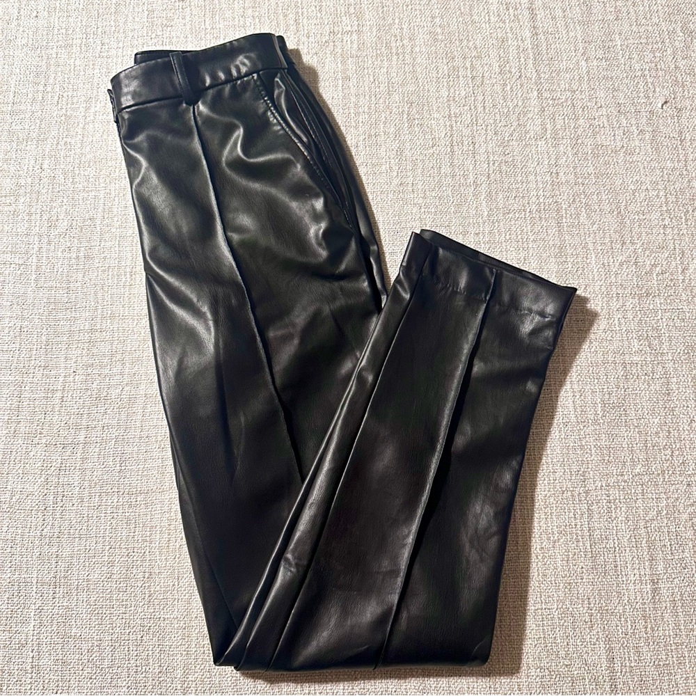 H&M Black Vegan Leather Trousers Coated Pants Faux Straight Leg Women's 6 - Picture 2 of 13
